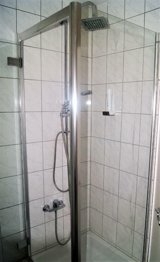 Landhotel Roemerkessel Fuchstal Экстерьер фото